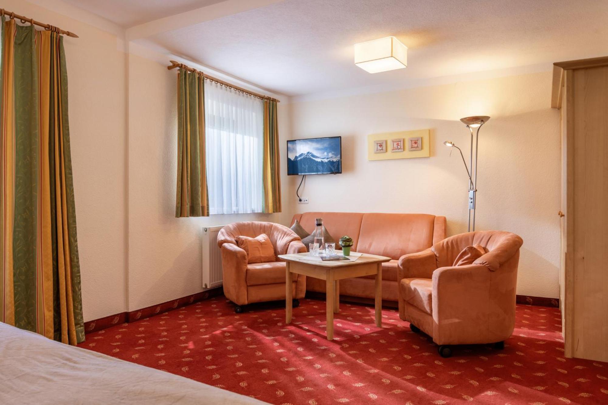 Garni Birkenhof Hotel 3*